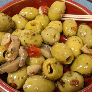 Chilli marinated olives